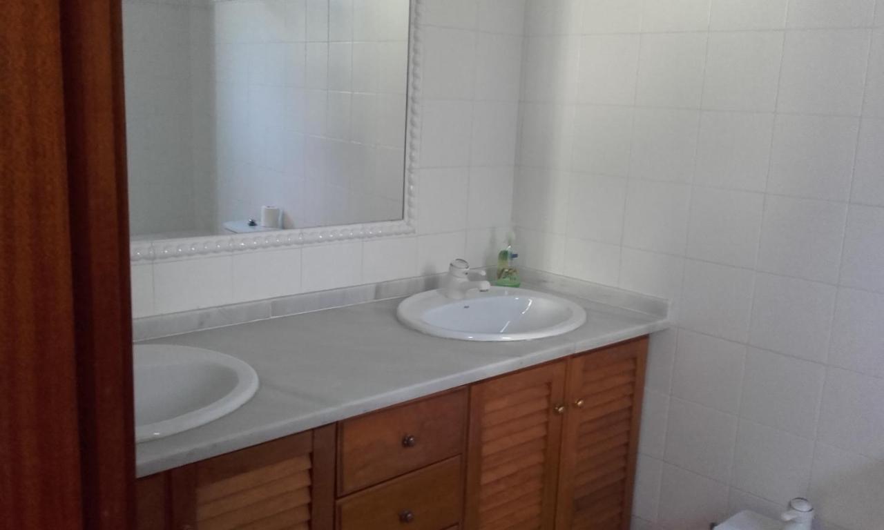 Casa-B- Pequeno Conjunto Adosados Apartman La Caleta-Guardia Kültér fotó